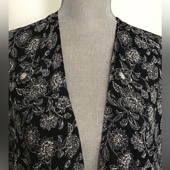 FOREVER 21 DUSTER - Picture 1 of 8